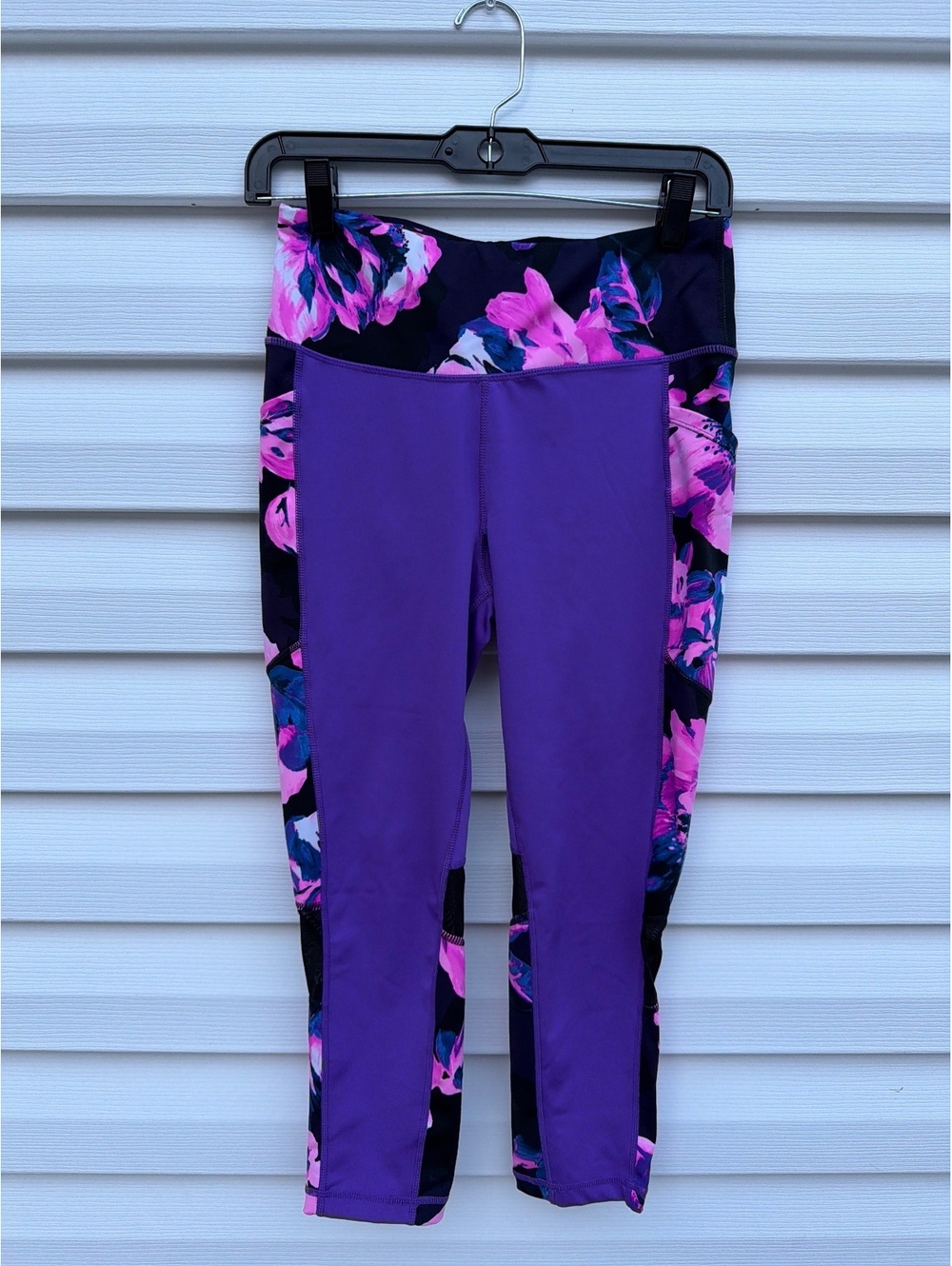 LuLaRoe RISE Collection Women's Purple Floral Activewear Leggings Yoga Pants